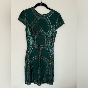 Lulus emerald green dress
